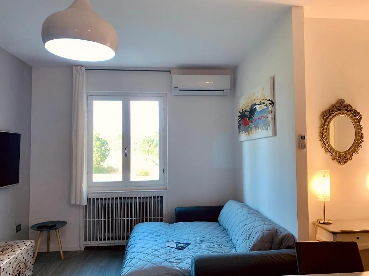 Marilyn Arpa Apartment Sirmione 0*,