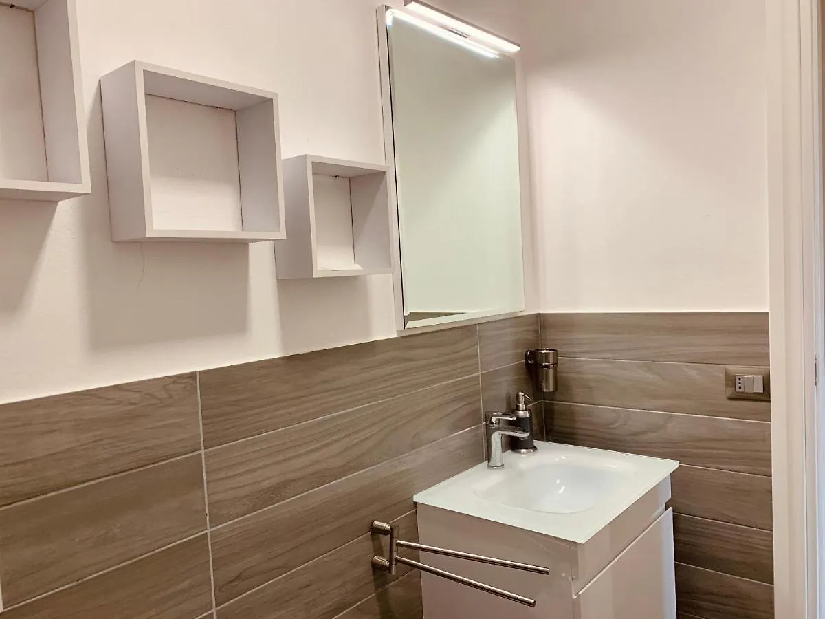 Marilyn Arpa Apartment Sirmione 0*,