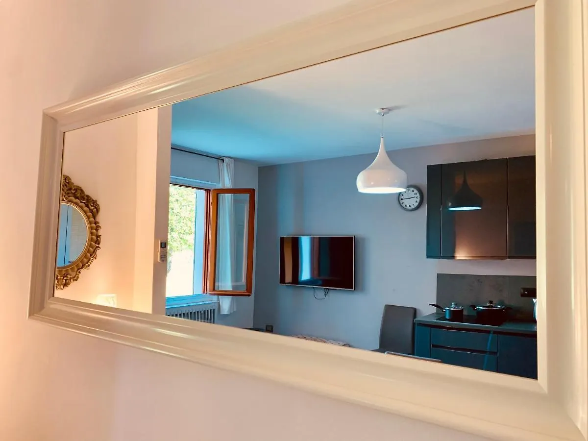 Marilyn Arpa Apartment Sirmione 0*,