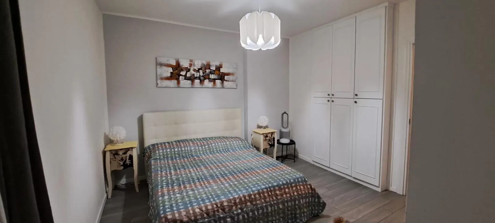 Marilyn Arpa Apartment Сирмионе